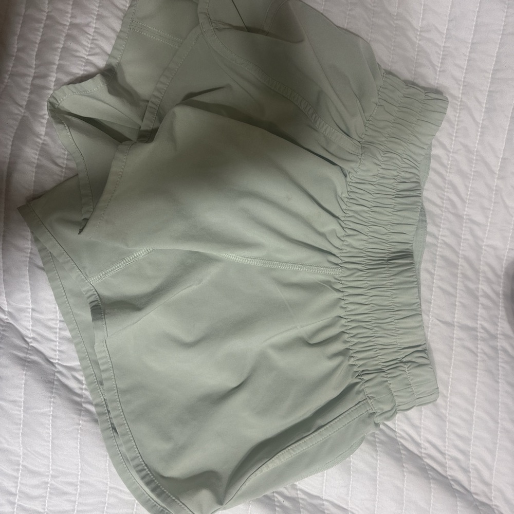 size 6 lululemon shorts! 3’ inseam.